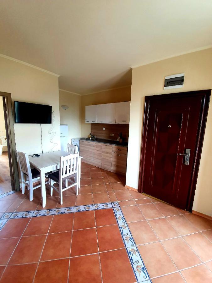 Elenite Private Apartments Esterno foto