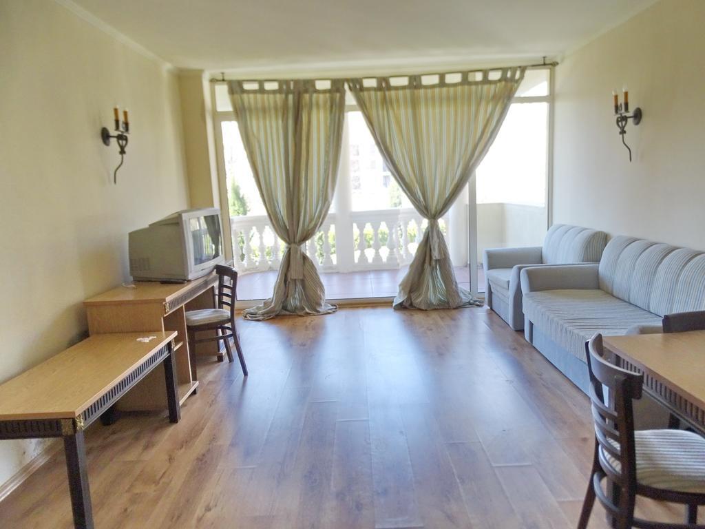 Elenite Private Apartments Esterno foto