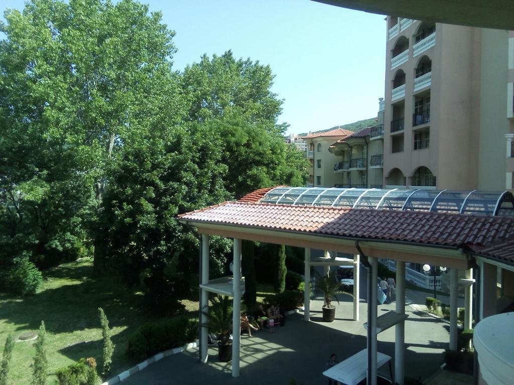 Elenite Private Apartments Esterno foto
