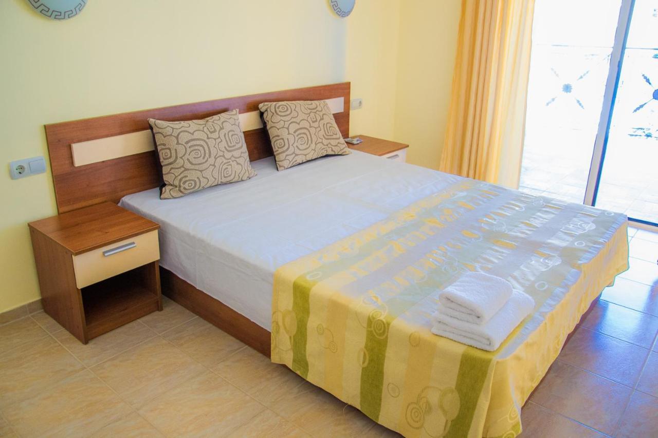 Elenite Private Apartments Esterno foto
